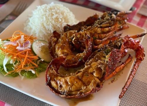 Lakeside Holidays Lakeside Holidays