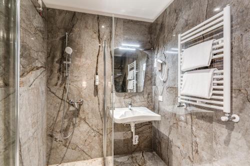 Hotel Belle Arti - image 13