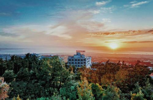 591438556 Hotel Panorama
