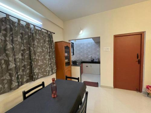 المرافق, V4 Stay - Luxury 1 BHK AC Suite sleeps 5 guests in فيناياغابورام