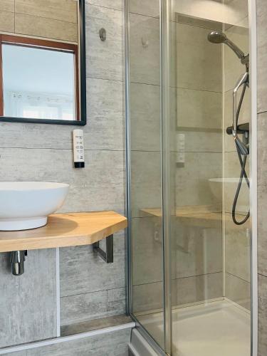 Le Bristol - image 3