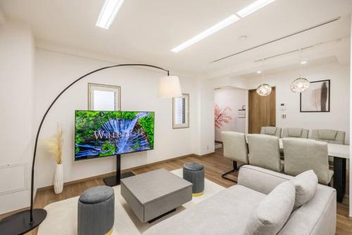 渋谷駅電車1分 恵比寿駅徒歩2分 85平米最大6名 東京 新宿 上野 銀座 池袋 築地直通