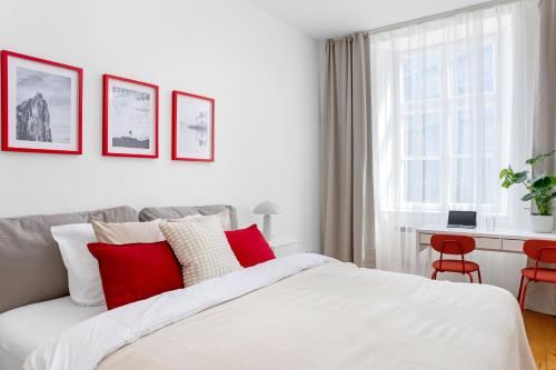 Deluxe Apartment image 3