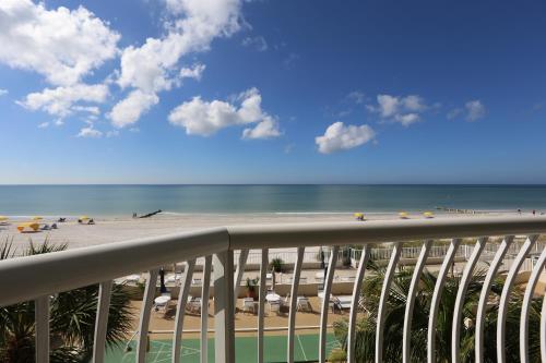المرافق, Shoreline Island Resort - Exclusively Adult in Madeira Beach