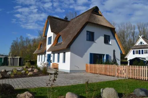 L7 Ferienhaus "Strandhafer" Ostseebad Rerik - XL in Neu Gaarz, Deutschland