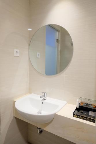 Azana Asia Hotel Cilacap Room Type - Deluxe Twin Room