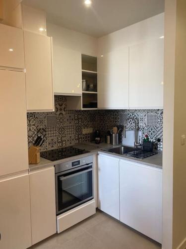 Appartement avec parking gratuit sur place 5D - Tap to explore photos