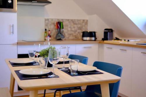 Rouen - Bienvenue chez Ninon in Other