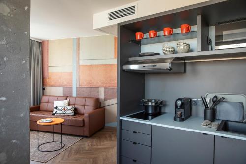 Cozinha, LOGINN Hotel Offenbach in Offenbach