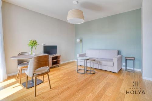 À deux pas de Paris - Le Gracieux - 363B À deux pas de Paris - Le Gracieux - 363B