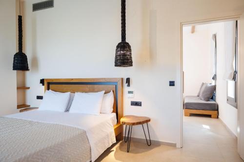 Deluxe Suite with Sea View image 6