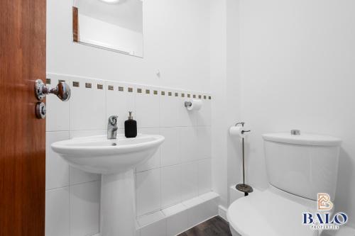 Modern spacious 2Bedroom Apartment Great! Location by Etihad ManCity stadium& coop Live Arena, Manchester (fotografie 3)