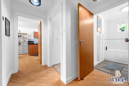 Modern spacious 2Bedroom Apartment Great! Location by Etihad ManCity stadium& coop Live Arena, Manchester (fotografie 7)