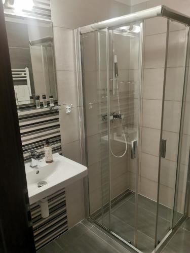 Single Room with Shower