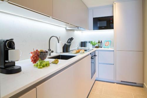 Cheval Phoenix House at Sloane Square - image 6