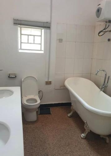 Stylish House With Free Parking and Outdoor Pool