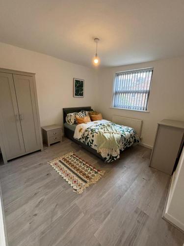 Luxe spacious 5-Bed House in Liverpool, Liverpool (photo 2)