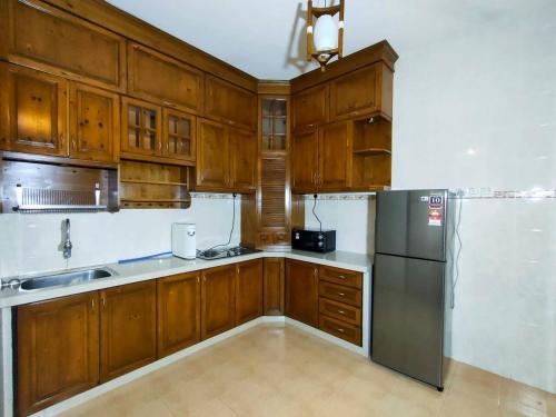 99 homestay teluk intan 5 min to Leaning Tower 99 homestay teluk intan 5 min to Leaning Tower