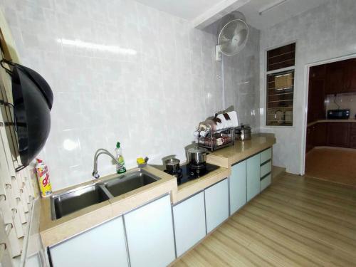 99 homestay teluk intan 5 min to Leaning Tower 99 homestay teluk intan 5 min to Leaning Tower