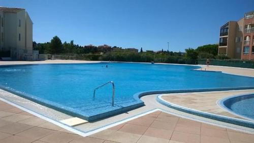 Un cocon aux marquises - Joli T2 Degagee Sud- ouest Piscine Tennis near Musée d'Histoire Locale et des Traditions