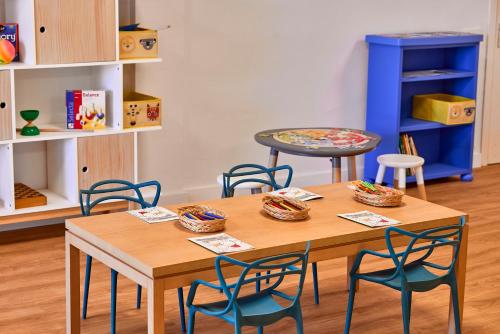 ملعب للأطفال, Universal Grand Leon & Spa in سيس سالينز