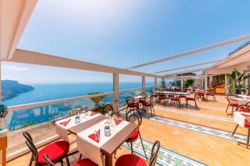 Garden Hotel - image 8