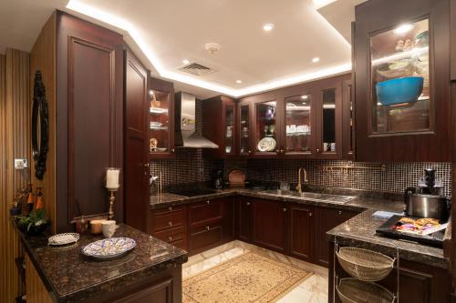 Allsopp & Allsopp - 2-Bedroom with Study Room Apartment in Yansoon 7Oldtown Downtown - image 6