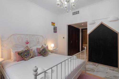 Allsopp & Allsopp - 2-Bedroom with Study Room Apartment in Yansoon 7Oldtown Downtown - image 11