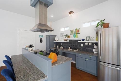 Charming Country Retreat Near Winery, and Brewery Charming Country Retreat Near Winery, and Brewery