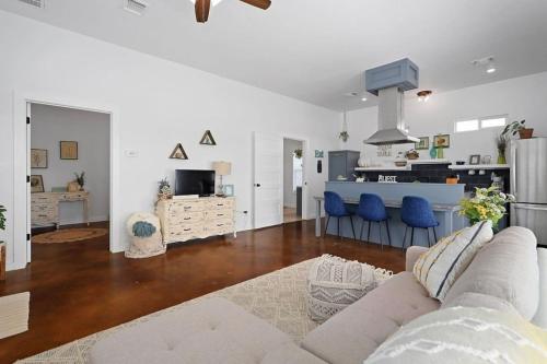 Charming Country Retreat Near Winery, and Brewery Charming Country Retreat Near Winery, and Brewery