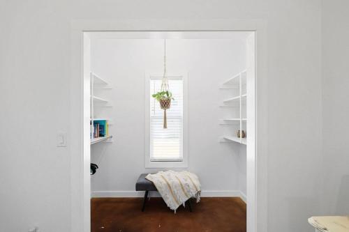 Charming Country Retreat Near Winery, and Brewery Charming Country Retreat Near Winery, and Brewery