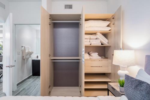 Stylish 2BR Miami Condo with Private Balcony Stylish 2BR Miami Condo with Private Balcony