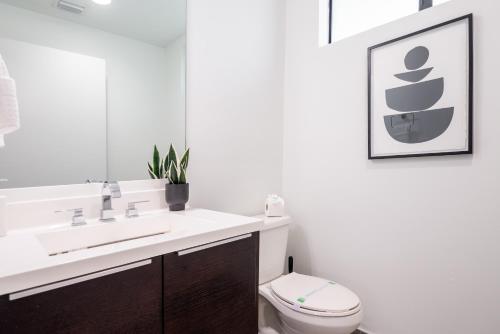 Stylish 2BR Miami Condo with Private Balcony Stylish 2BR Miami Condo with Private Balcony