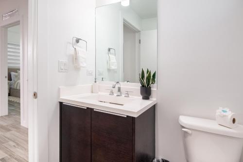 Stylish 2BR Miami Condo with Private Balcony Stylish 2BR Miami Condo with Private Balcony