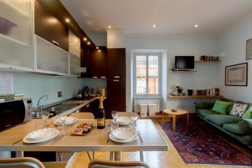 Holidays Banchi Vecchi Apartment, Rome