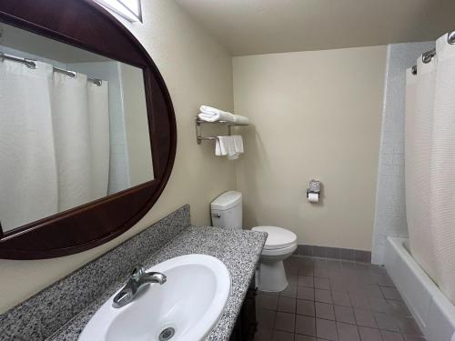 Studio 6 Suites Santa Ana, CA – Santa Ana, CA