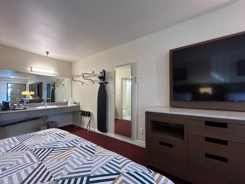 Studio 6 Suites Santa Ana, CA – Santa Ana, CA