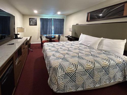 Studio 6 Suites Santa Ana, CA – Santa Ana, CA