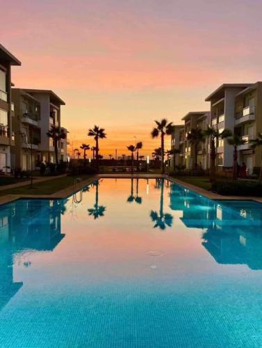 F3 Casabay beach sidi rahal vue sur piscine in Sidi Rahal