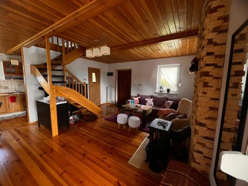 Malinowa Chatka Mostki Malinowa Chatka Mostki