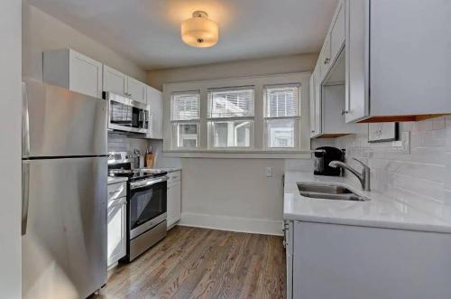 Charming 1BR Townhome mins to Downtown in Charlotte, USA