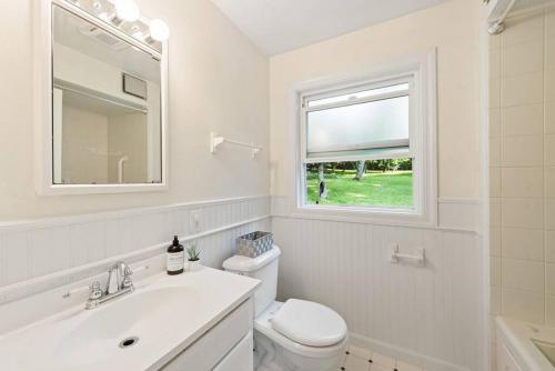 Private park in a cozy home next to I-90 huge yard