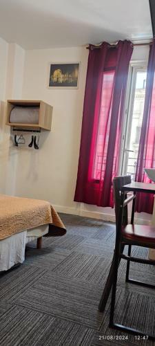 Hôtel Résidence Saint Ouen – Saint-Ouen-sur-Seine, CA