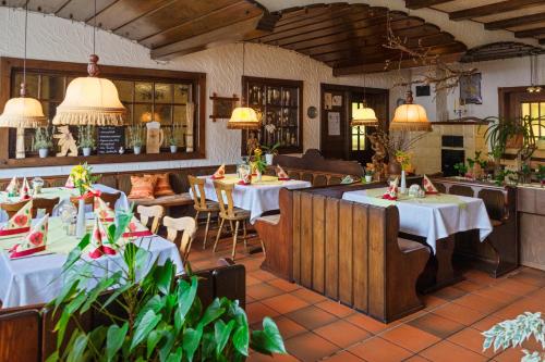 Restaurant, Gasthof Zur Traube in Rothenberg