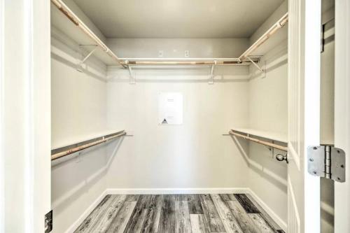 New Family Home with Patio & Yard! New Family Home with Patio & Yard!