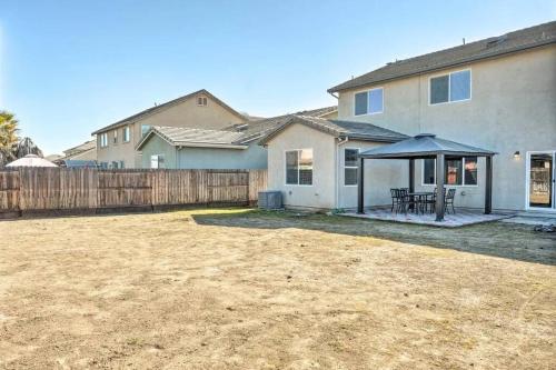 New Family Home with Patio & Yard! New Family Home with Patio & Yard!