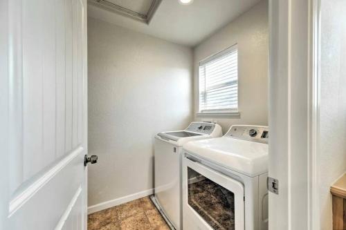 New Family Home with Patio & Yard! New Family Home with Patio & Yard!