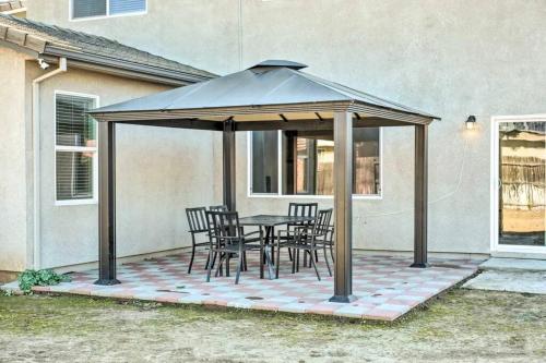 New Family Home with Patio & Yard! New Family Home with Patio & Yard!