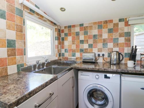 Washingpools WEST BEXINGTON - image 7