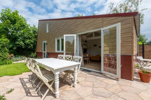 Beautifully located dune villa near Noordwijk beach in Verspreide huizen Langeveld